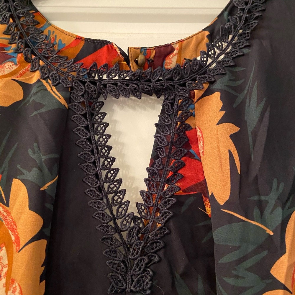 Women’s Fall Dress - Picture 3 of 3